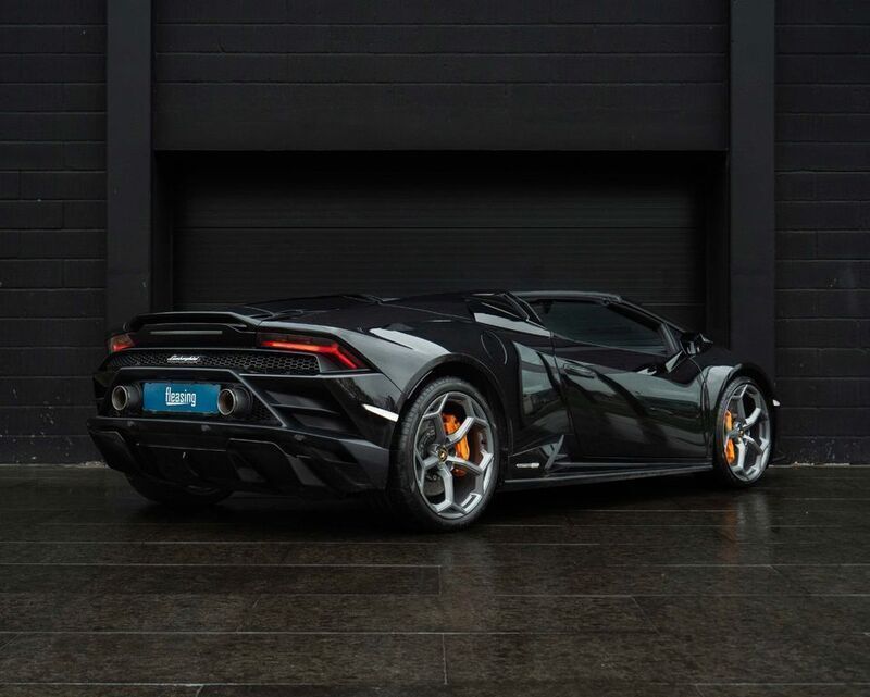 Second-hand Lamborghini Huracán 610 CP (448 kW) 2021 Negru Cabrio