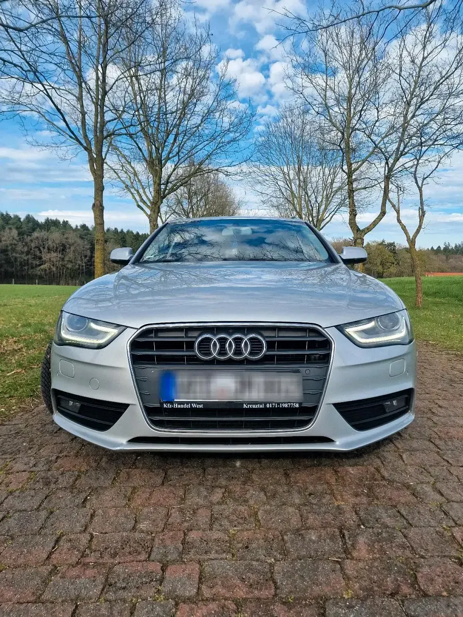 Gebraucht Audi A4 177 PS (130 kW) 2013 Silber Kombi