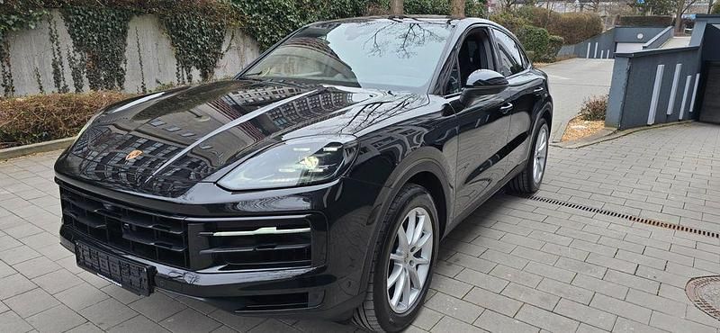 Schwarz Gebraucht 2025 Porsche Cayenne Coupe SUV | 92.977 € - Bild 1/4