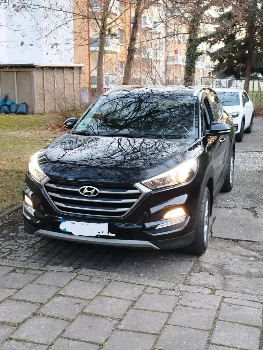 Gebraucht Hyundai Tucson 132 PS (97 kW) 2017 Schwarz SUV