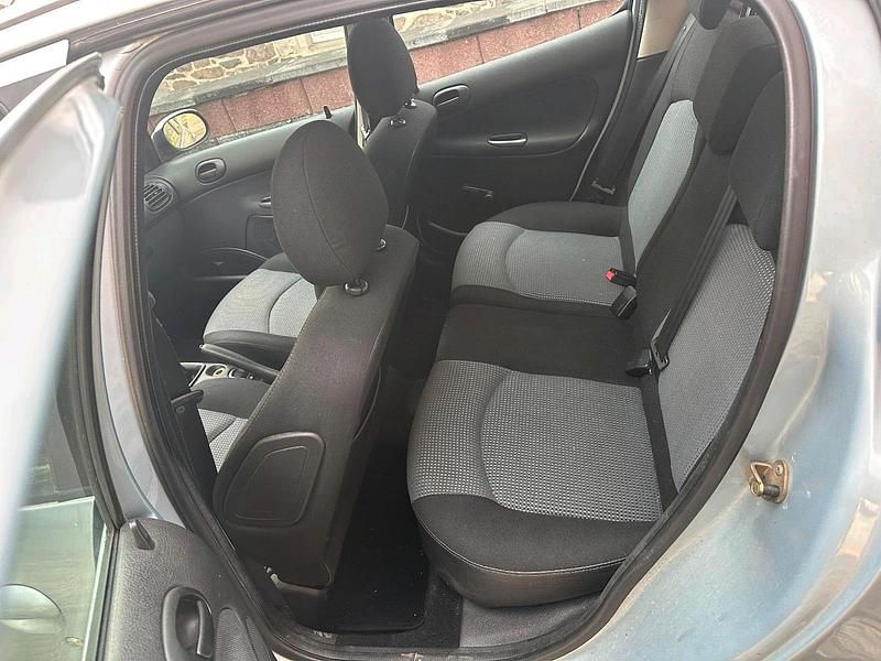 Gebraucht Peugeot 206 75 PS (55 kW) 2005 Limousine