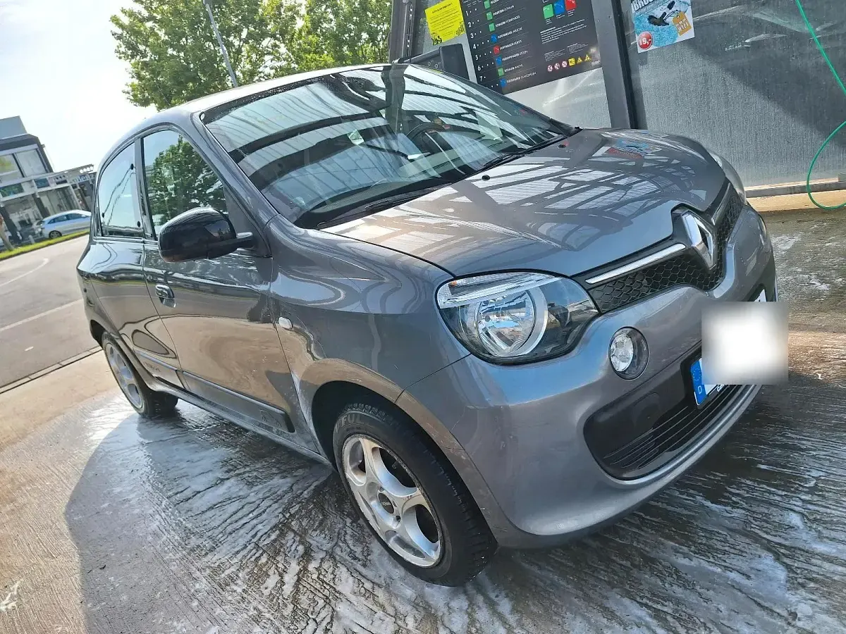 Gebraucht Renault Twingo LIMITED 75 PS (55 kW) 2017 Grau Kleinwagen