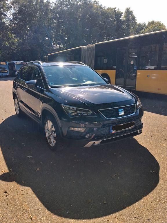 Schwarz Gebraucht 2018 Seat Ateca Style SUV | 16.000 € (Fairer Preis) - Bild 1/4