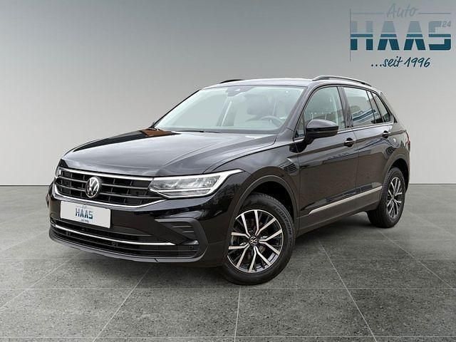 Schwarz Gebraucht 2023 VW Tiguan Life SUV | 26.990 € (Fairer Preis) - Bild 1/4