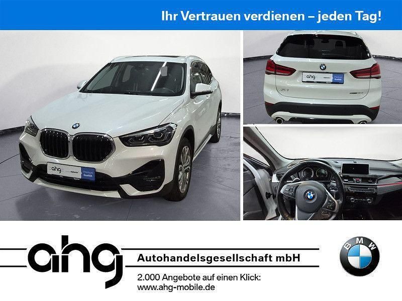 Weiß Gebraucht 2021 BMW X1 Sport Line SUV | 28.930 € (Fairer Preis) - Bild 1/4