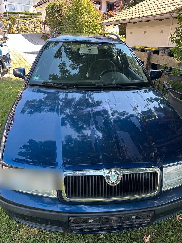 Blau Gebraucht 2006 Skoda Octavia Tour Kombi | 999 € (Guter Preis) - Bild 1/4