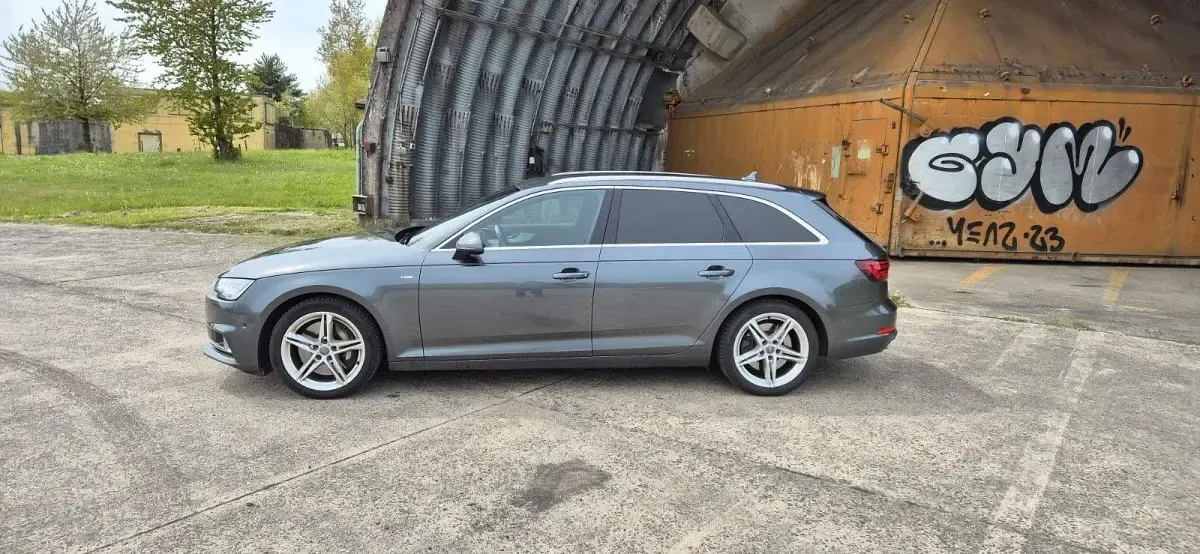Gebraucht Audi A4 S-Line 286 PS (210 kW) 2019 Grau Kombi