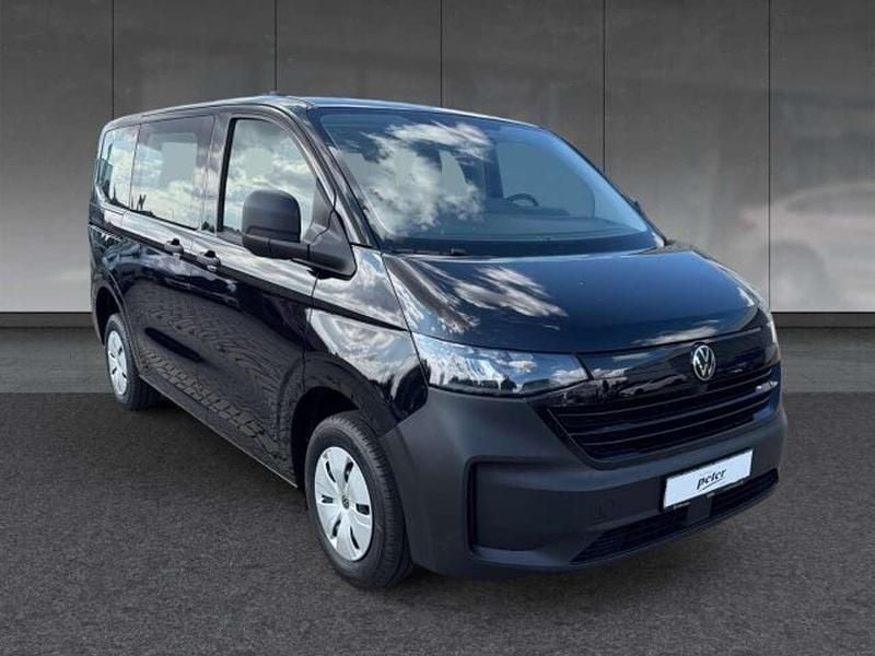 Gebraucht VW Caravelle Basis 150 PS (110 kW) 2025 Midnight black Van / Kleinbus