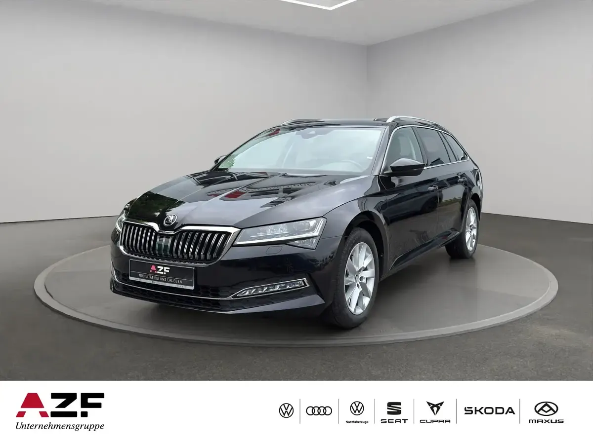 Gebraucht Skoda Superb Style 200 PS (147 kW) 2023 Kombi