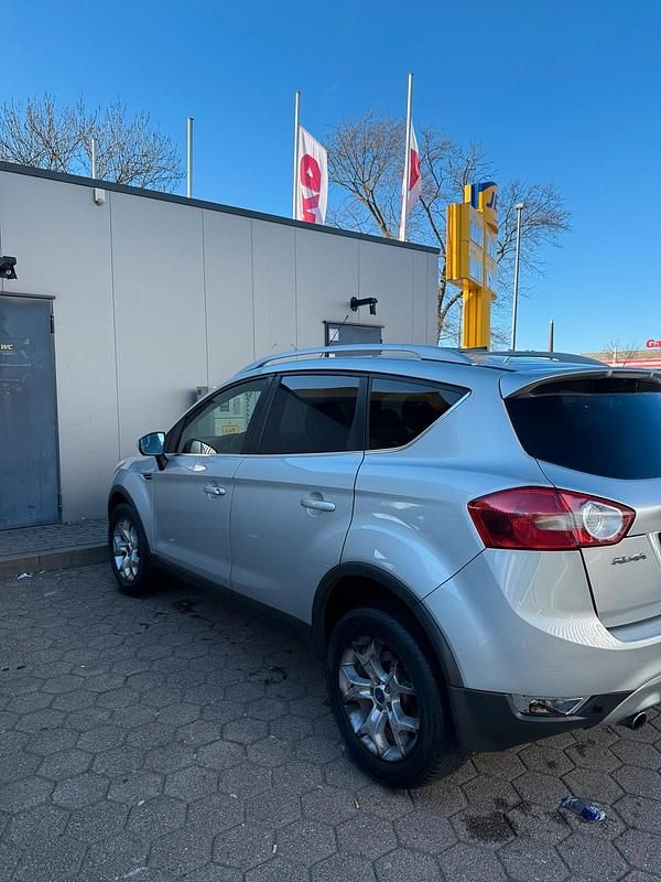 Gebraucht Ford Kuga 136 PS (100 kW) 2009 Silber SUV