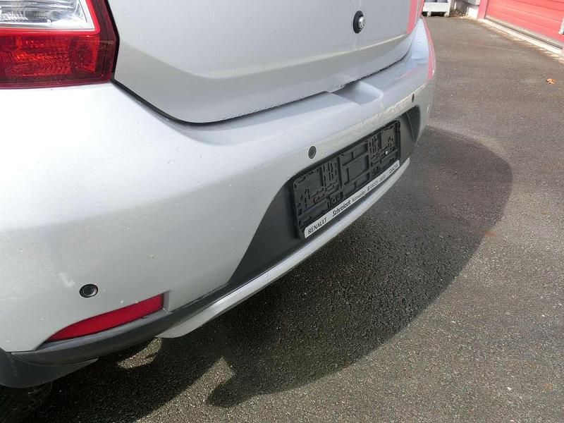 Gebraucht Dacia Sandero Prestige 90 PS (66 kW) 2014 Silber  metallic Kleinwagen