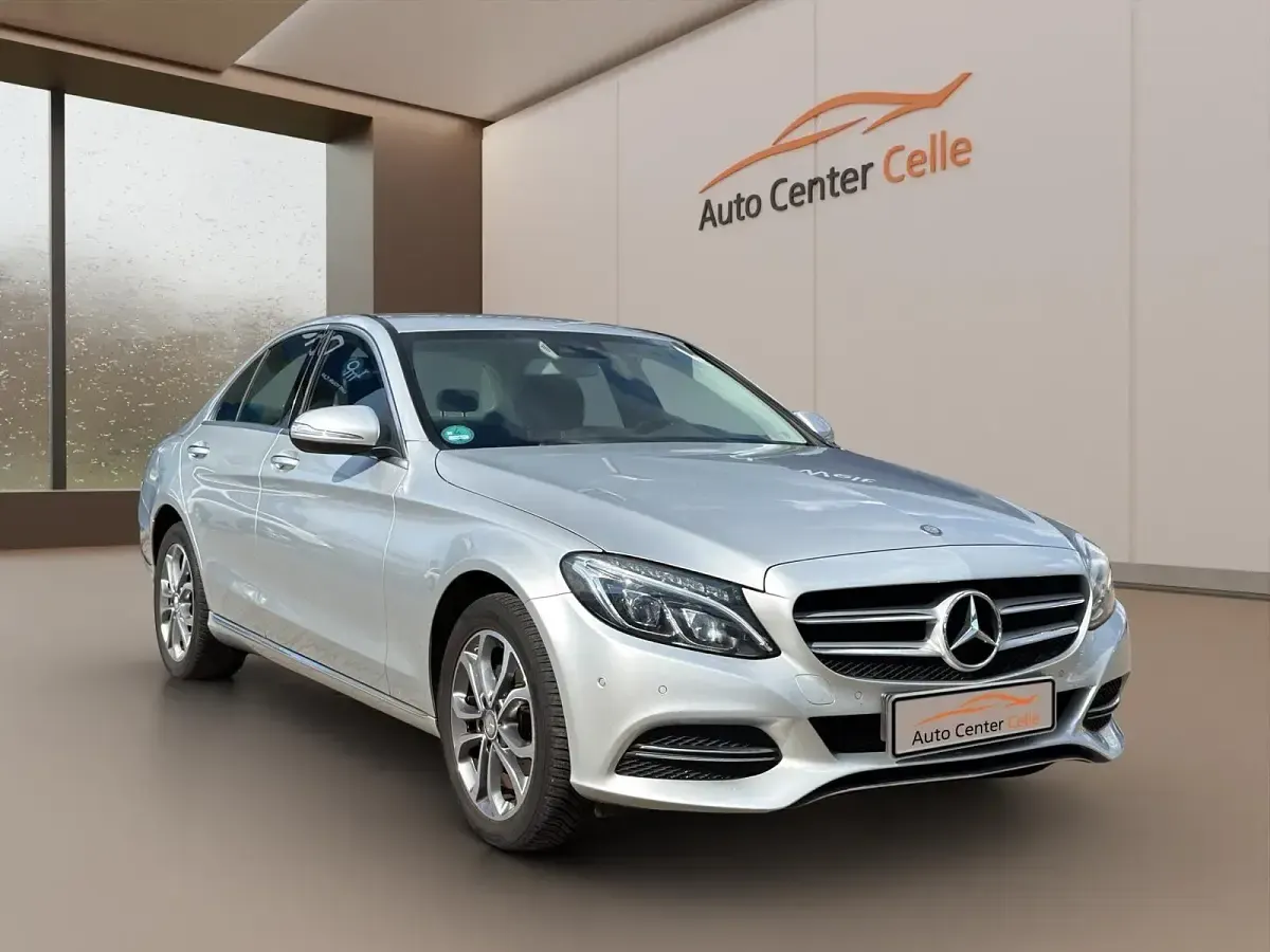 Gebraucht Mercedes C200 184 PS (135 kW) 2014 Silber Limousine
