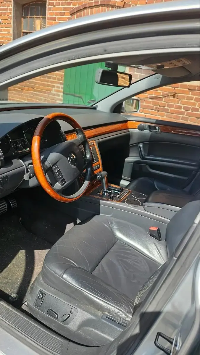 Gebraucht VW Phaeton 241 PS (177 kW) 2003 Silber Limousine