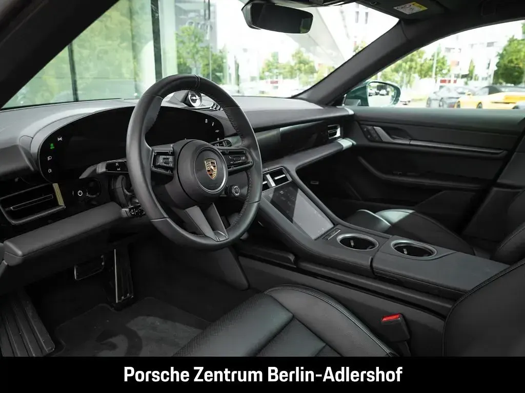 Gebraucht Porsche Taycan 4S 439 kW (598 PS) 2024 Gruen Limousine