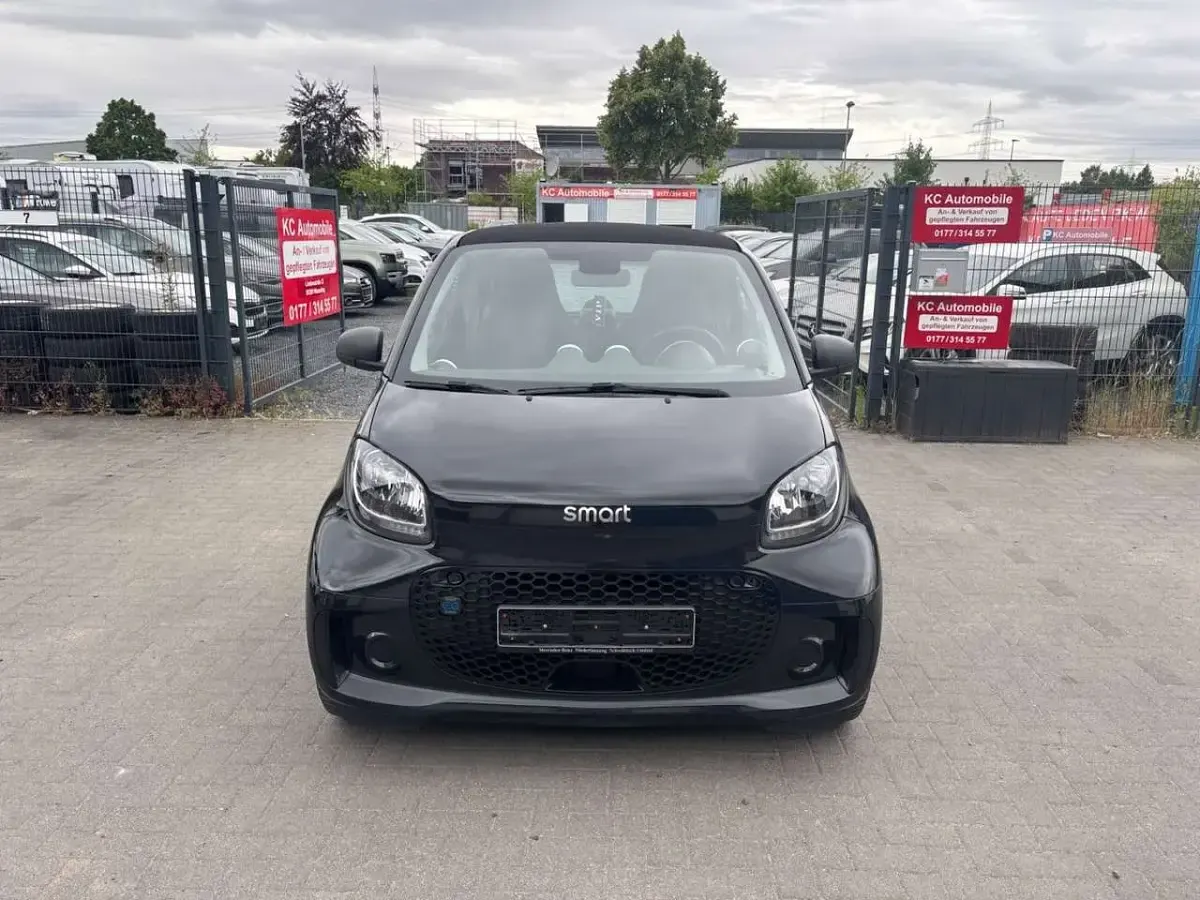 Gebraucht Smart ForTwo Coupé 60 kW (82 PS) 2020 Nachtschwarz Coupé