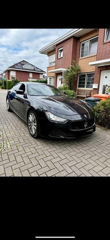 Schwarz Gebraucht 2014 Maserati Ghibli Coupé | 20.700 € (Fairer Preis) - Bild 1/4