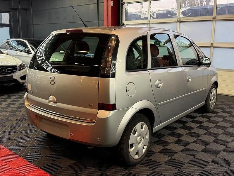 Gebraucht Opel Meriva 105 PS (77 kW) 2007 Silber Van / Kleinbus