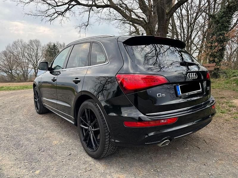 Gebraucht Audi Q5 S-Line 150 PS (110 kW) 2016 Schwarz SUV