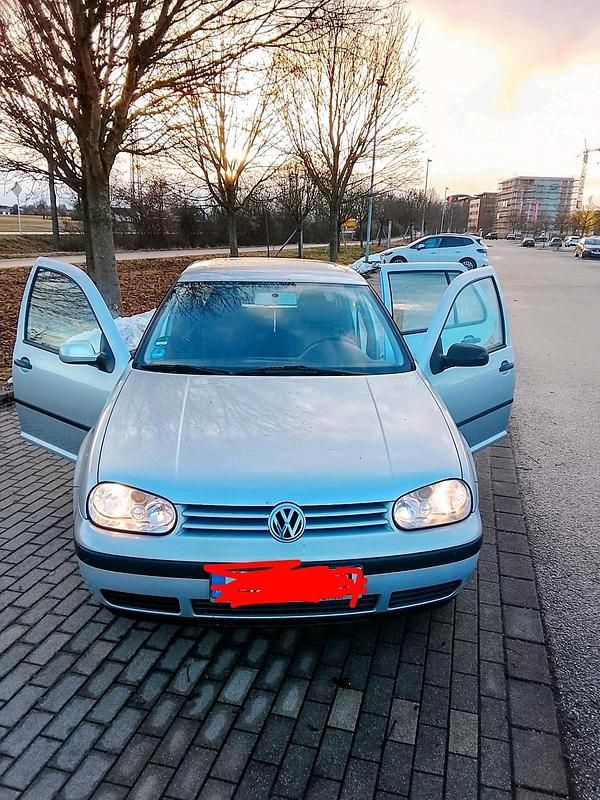 Gebraucht VW Golf IV 2001 Grau Kleinwagen