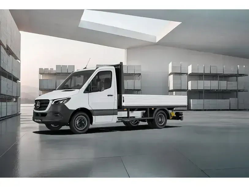 Gebraucht Mercedes Sprinter 190 PS (139 kW) 2026 Weiß Van