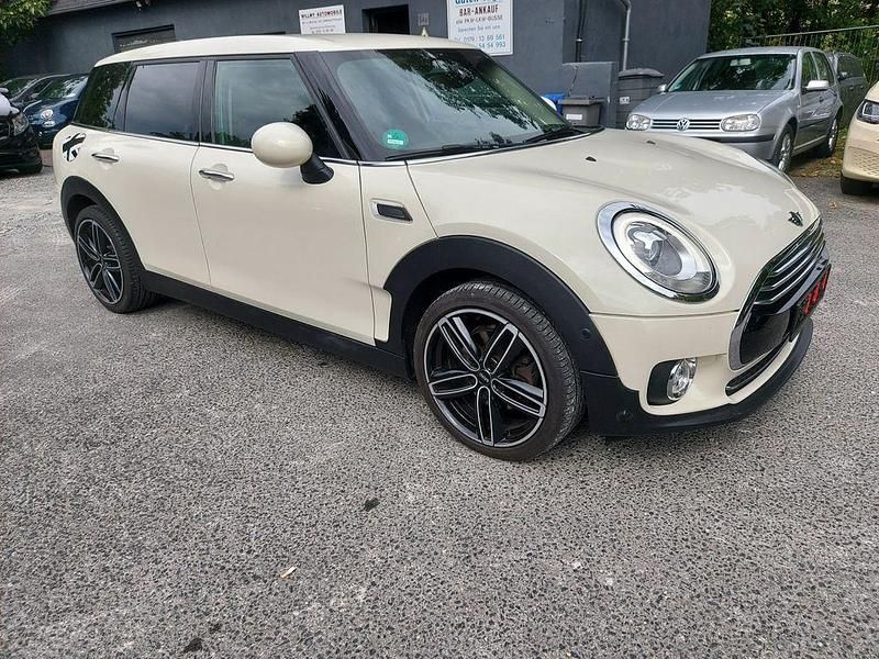 Weiß Gebraucht 2016 Mini Cooper Clubman Kombi | 9.650 € (Teuer) - Bild 1/4