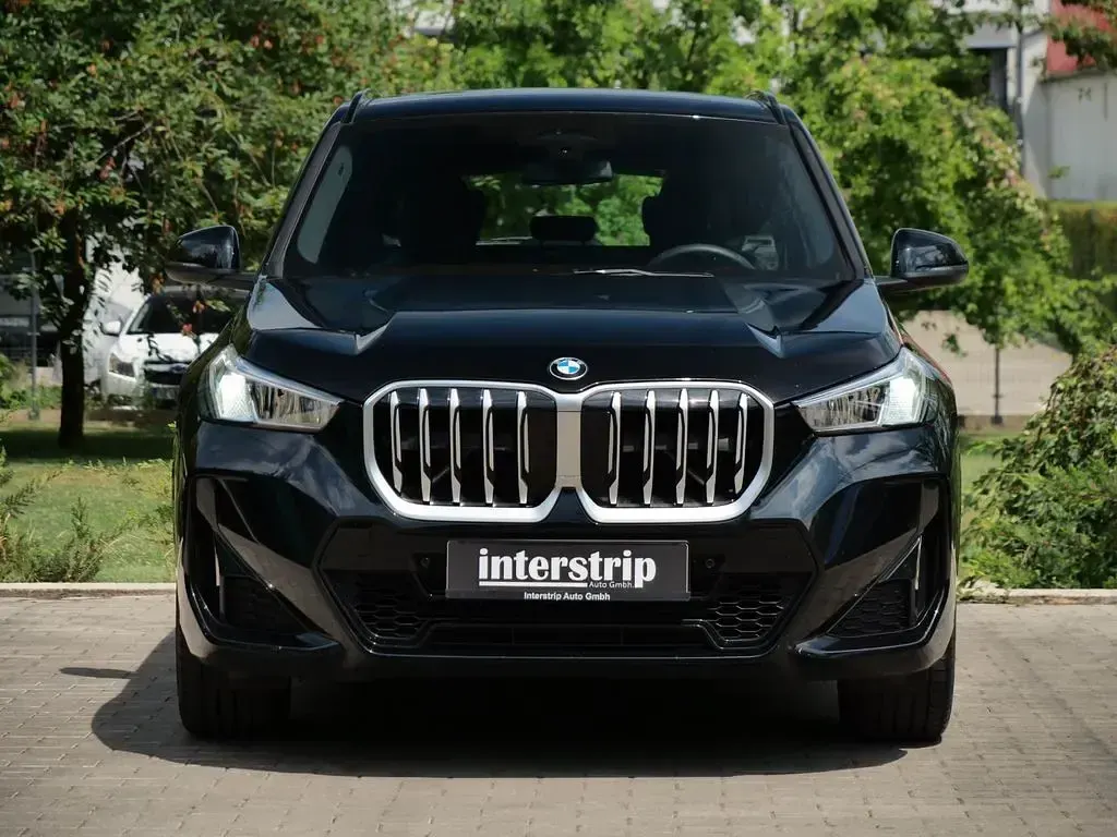 Gebraucht BMW X1 M Sport 163 PS (119 kW) 2026 Schwarz SUV