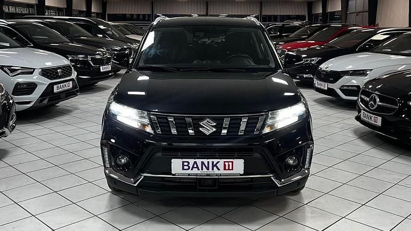 Gebraucht Suzuki Vitara Comfort+ 129 PS (94 kW) 2020 Schwarz SUV