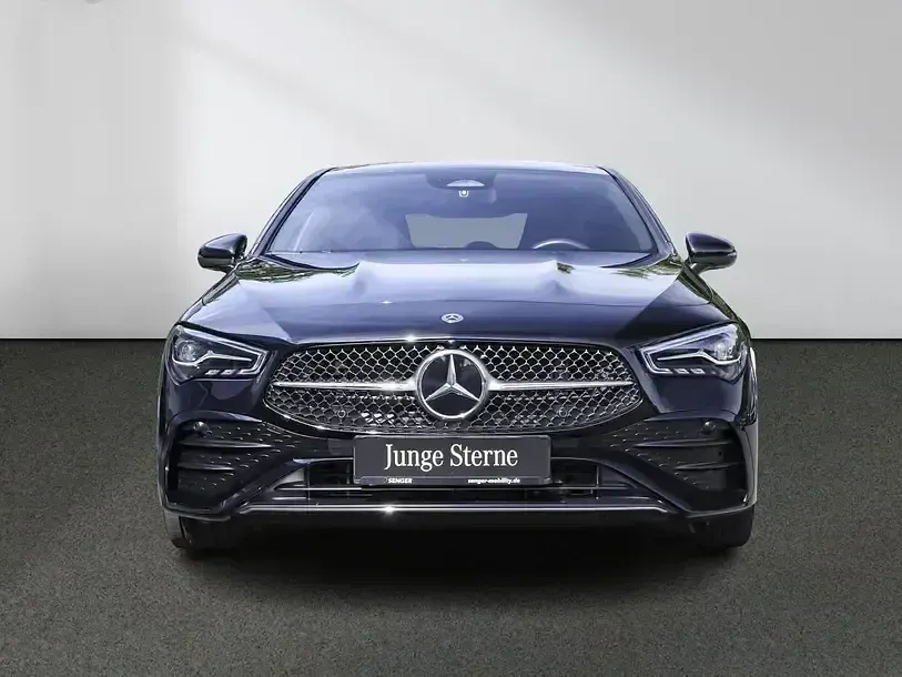 Gebraucht Mercedes CLA200 Advanced Plus 163 PS (119 kW) 2025 Unilack nachtschwarz Coupé