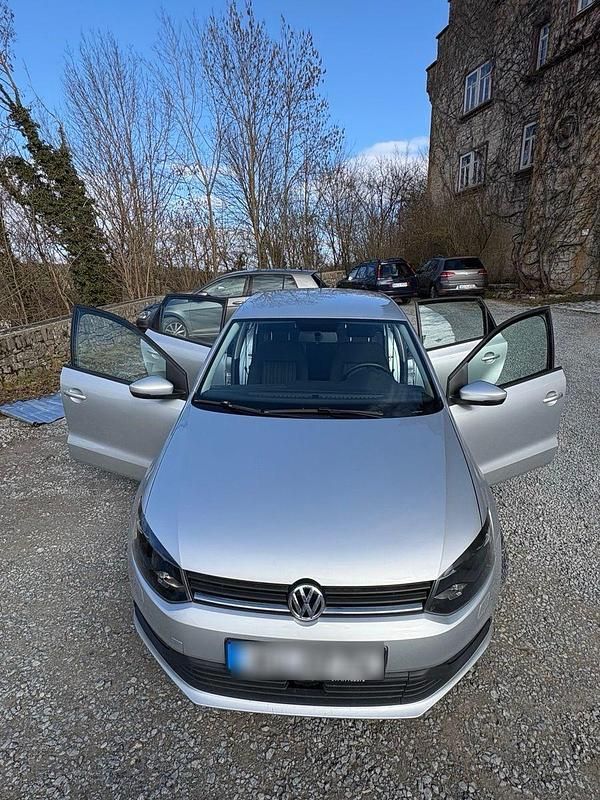 Gebraucht VW Polo 90 PS (66 kW) 2014 Silber Kleinwagen