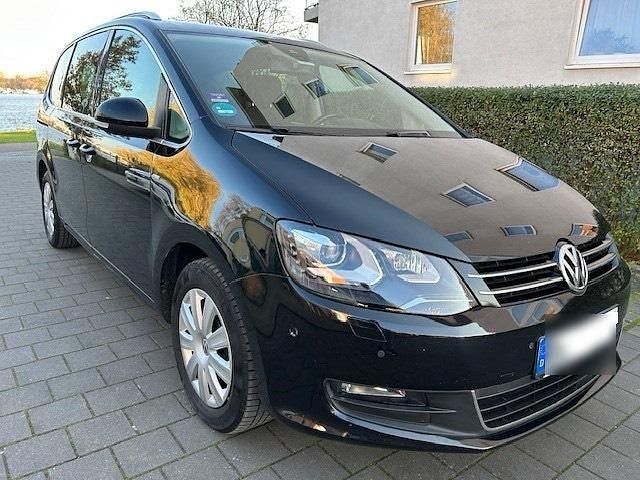 Schwarz Gebraucht 2014 VW Sharan Cup Van / Kleinbus | 9.990 € (Superpreis) - Bild 1/4