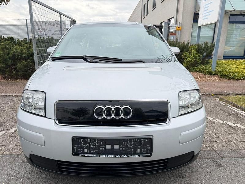 Gebraucht Audi A2 75 PS (55 kW) 2002 Silber Kleinwagen