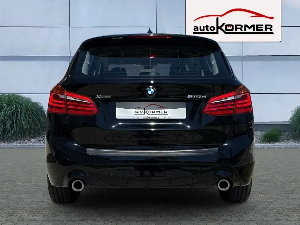 Gebraucht BMW 218 Active Tourer Advantage 150 PS (110 kW) 2019 Schwarz uni Van / Kleinbus