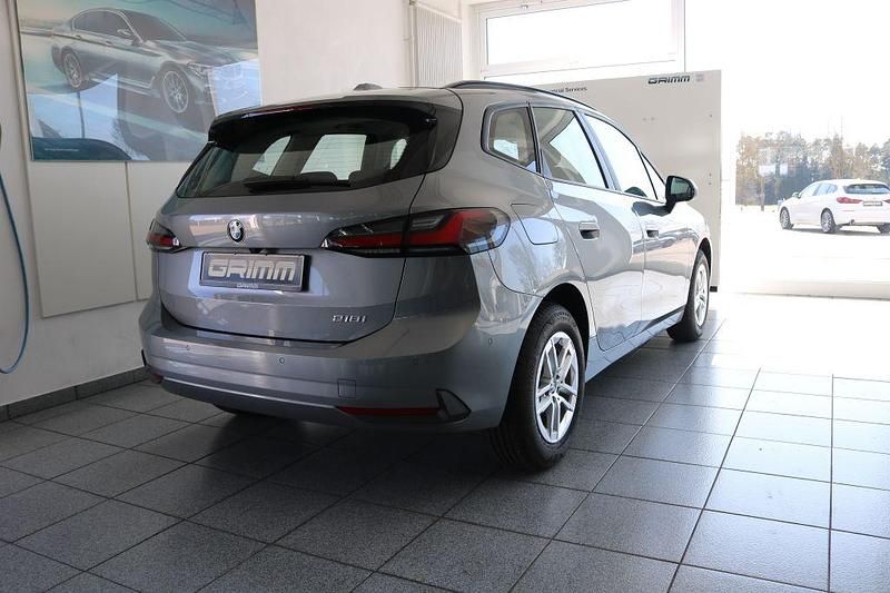 Gebraucht BMW 218 136 PS (100 kW) 2024 Grau Van / Kleinbus