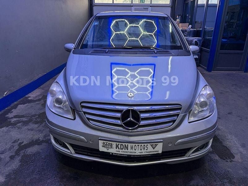 Gebraucht Mercedes B180 109 PS (80 kW) 2007 Polarsilber Van / Kleinbus