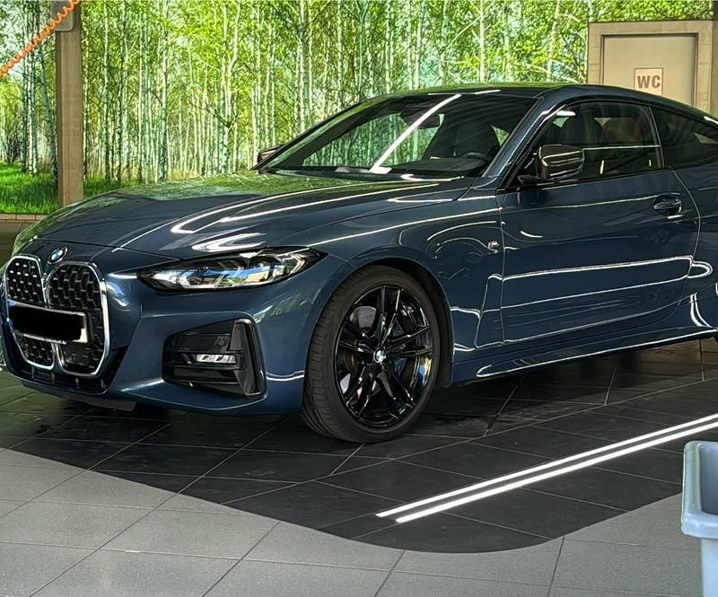 Blau Gebraucht 2021 BMW 430 Efficient Dynamics Coupé | 38.200 € (Teuer) - Bild 1/4