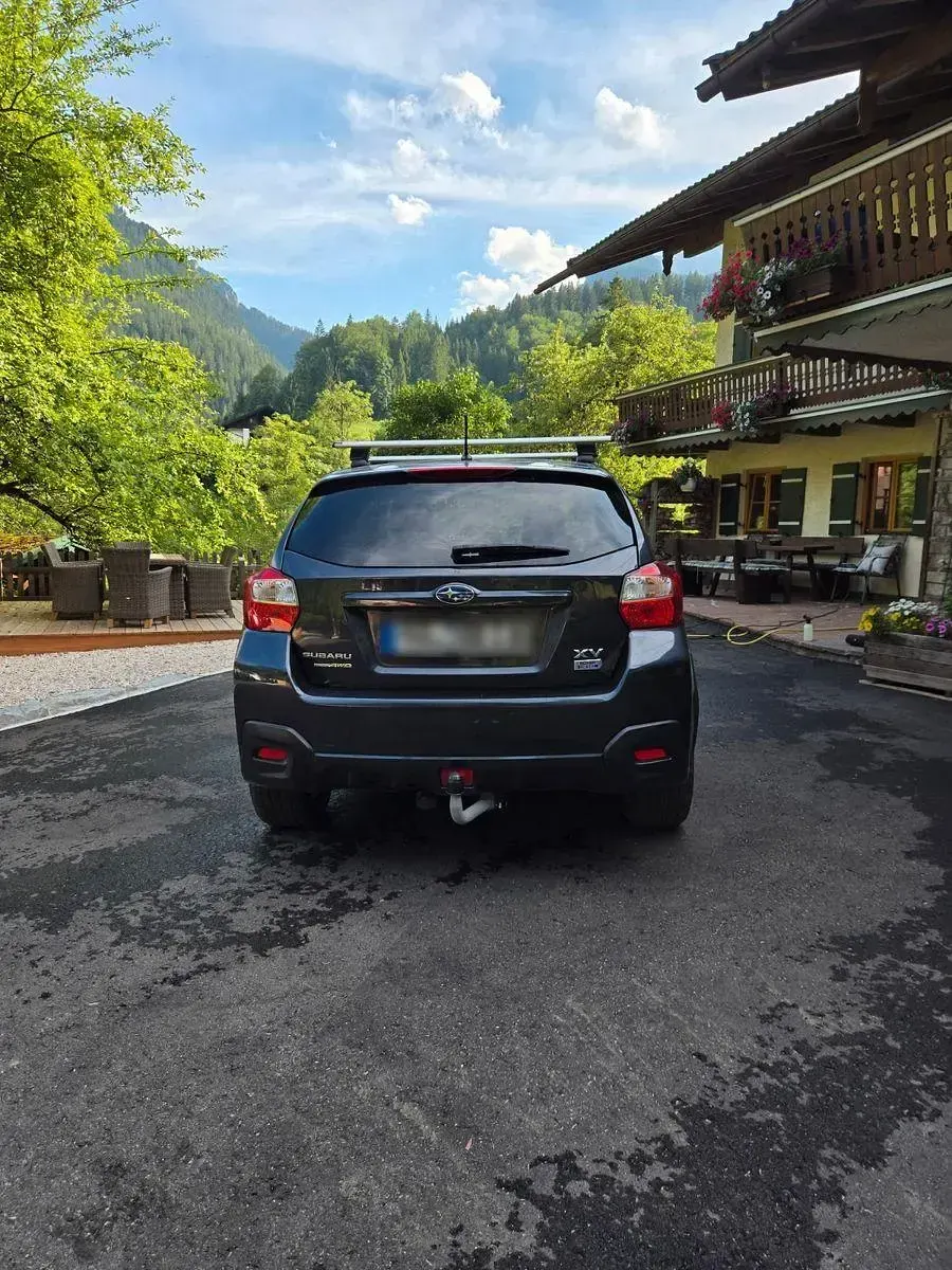 Gebraucht Subaru XV Comfort 147 PS (108 kW) 2014 Schwarz SUV