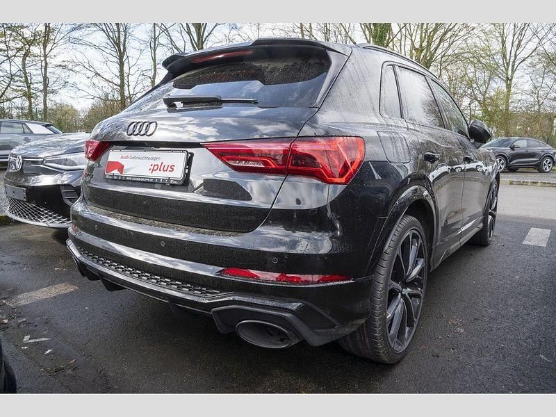 Gebraucht Audi RS Q3 Ambiente 400 PS (294 kW) 2022 Mythosschwarz metallic SUV