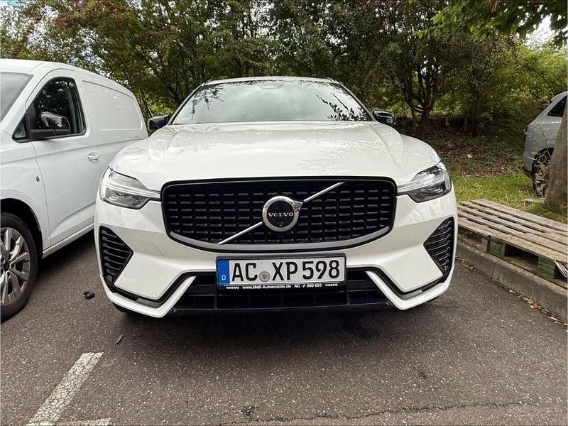 Gebraucht Volvo XC60 Plus 455 PS (334 kW) 2023 Weiß SUV