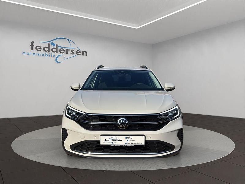 Gebraucht VW Taigo Move 95 PS (69 kW) 2023 Grau SUV