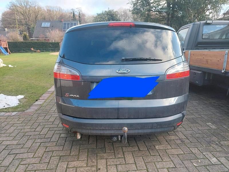 Gebraucht Ford S-MAX S 145 PS (106 kW) 2008 Van / Kleinbus