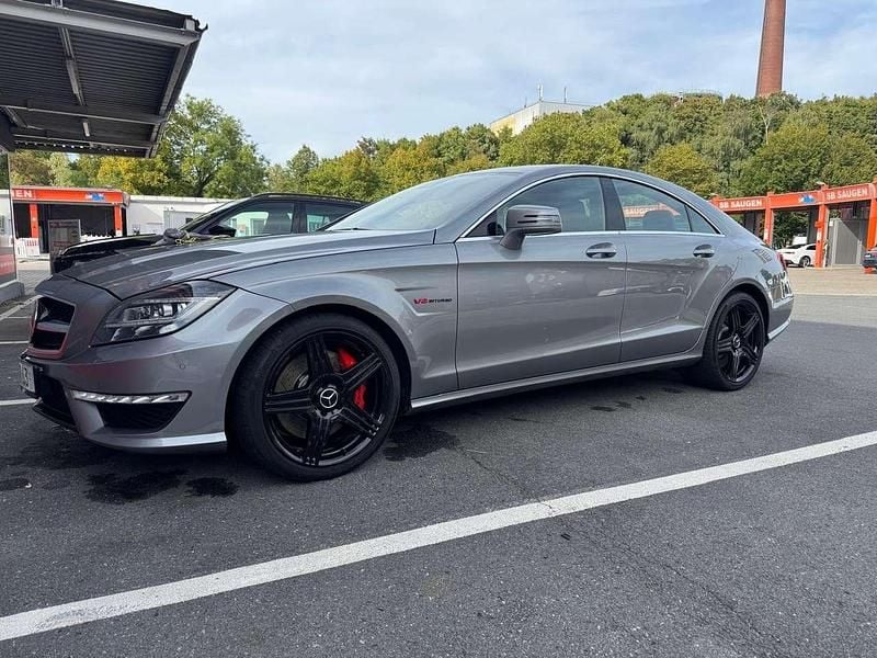 Gebraucht Mercedes CLS63 AMG AMG 557 PS (409 kW) 2012 Silber Coupé
