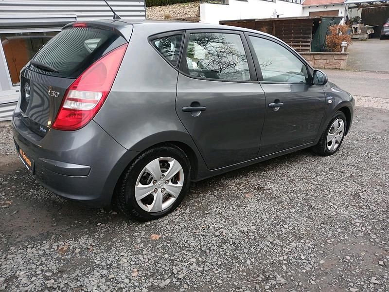 Gebraucht Hyundai i30 109 PS (80 kW) 2009 Kleinwagen