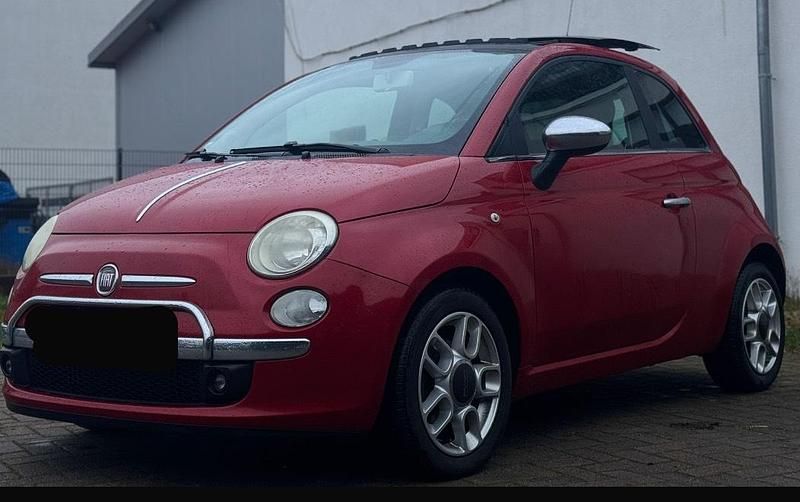 Rot Gebraucht 2011 Fiat 500 Limousine | 2.600 € (Fairer Preis) - Bild 1/4