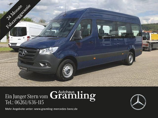 Gebraucht Mercedes Sprinter 150 PS (110 kW) 2023 Blau Van