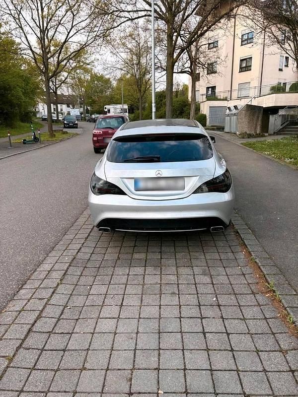 Gebraucht Mercedes CLA220 170 PS (125 kW) 2015 Silber Limousine