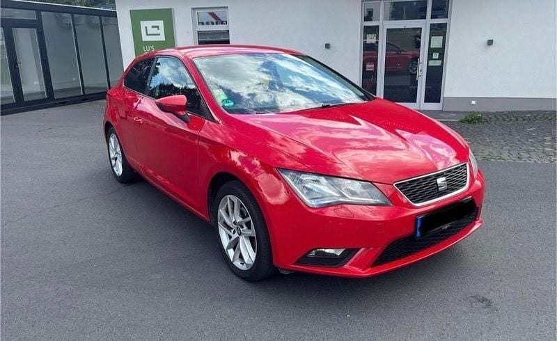 Rot Gebraucht 2014 Seat Leon SC Kleinwagen | 7.699 € (Fairer Preis) - Bild 1/4