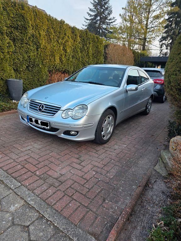 Silber Gebraucht 2004 Mercedes CLC200 Kleinwagen | 2.999 € (Guter Preis) - Bild 1/4