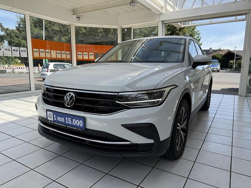 Gebraucht 2023 VW Tiguan Life SUV | 31.460 € (Fairer Preis) - Bild 1/4