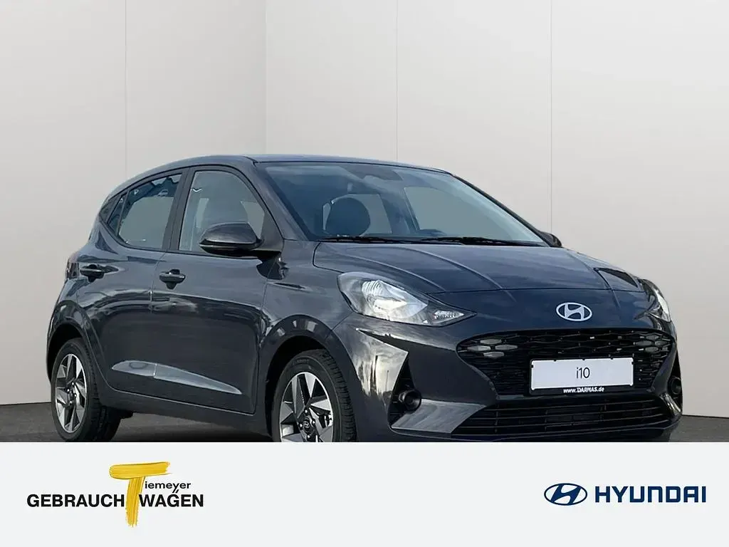 Gebraucht Hyundai i10 Trend 101 PS (74 kW) 2025 Grün Kleinwagen