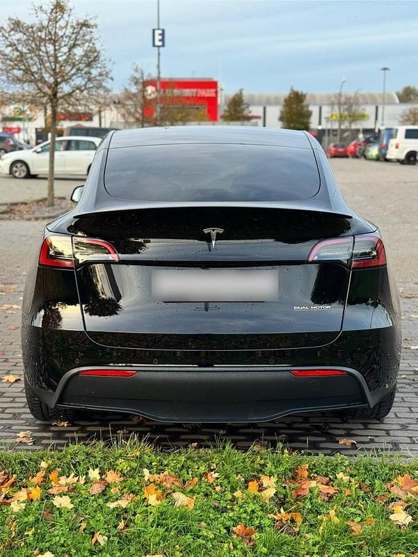 Gebraucht Tesla Model Y Performance 392 kW (534 PS) 2022 Schwarz SUV